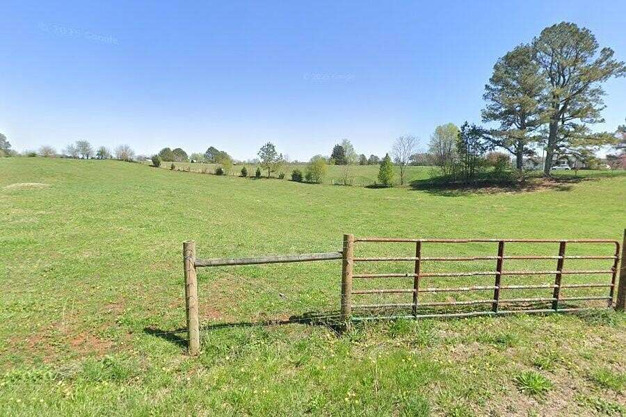5.25 Acres of Residential Land for Sale in Somerset, Kentucky