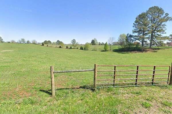 5.25 Acres of Residential Land for Sale in Somerset, Kentucky