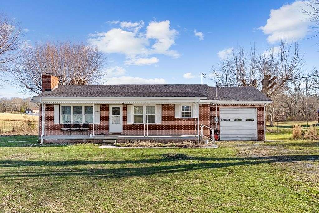 4.12 Acres of Land with Home for Sale in Pikeville, Tennessee