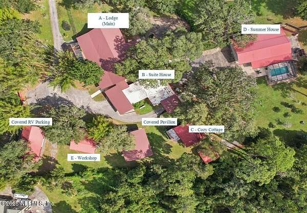 3.26 Acres of Residential Land with Home for Sale in Jacksonville, Florida