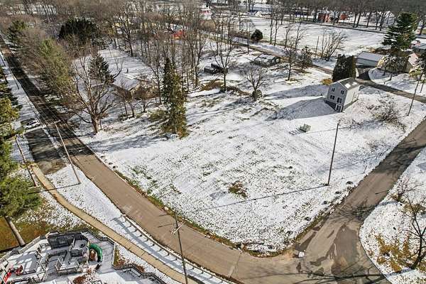 0.76 Acres of Residential Land for Sale in Marshall, Michigan