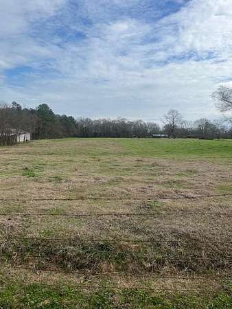 4.5 Acres of Residential Land for Sale in Laurel, Mississippi