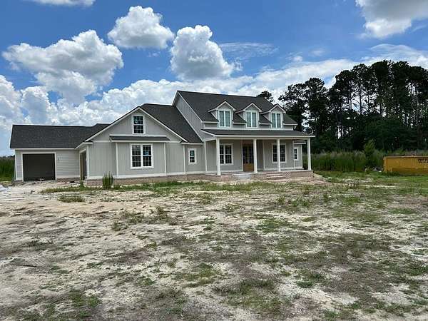 2.5 Acres of Land with Home for Sale in Valdosta, Georgia