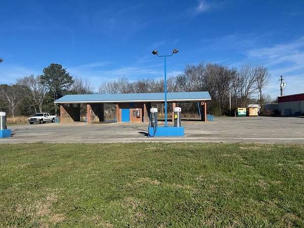 9.6 Acres of Improved Commercial Land for Sale in Tunnel Hill, Georgia