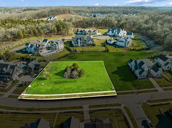 0.93 Acres of Residential Land for Sale in College Grove, Tennessee