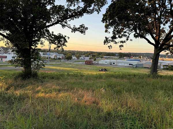 8.33 Acres of Mixed-Use Land for Sale in Morrilton, Arkansas
