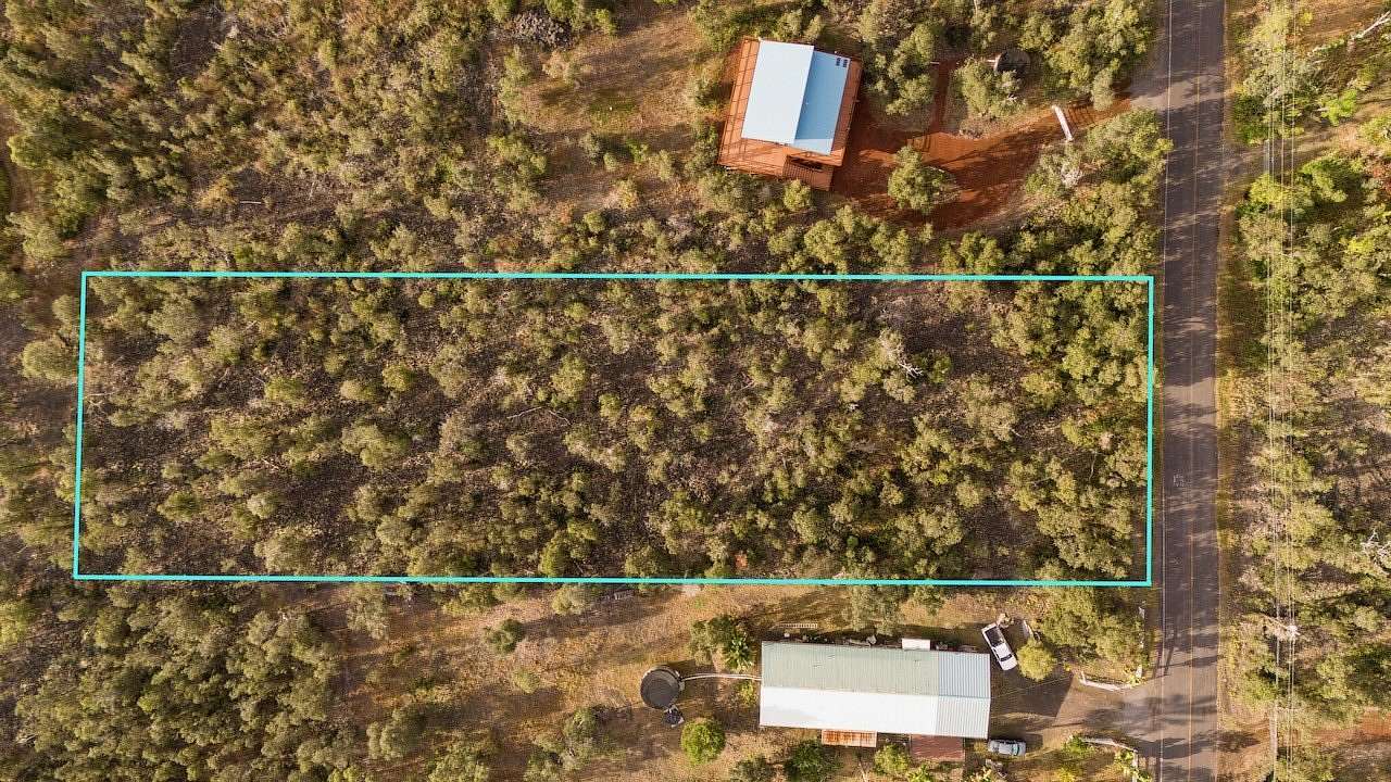 1 Acre of Residential Land for Sale in Hawaiian Ocean View, Hawaii