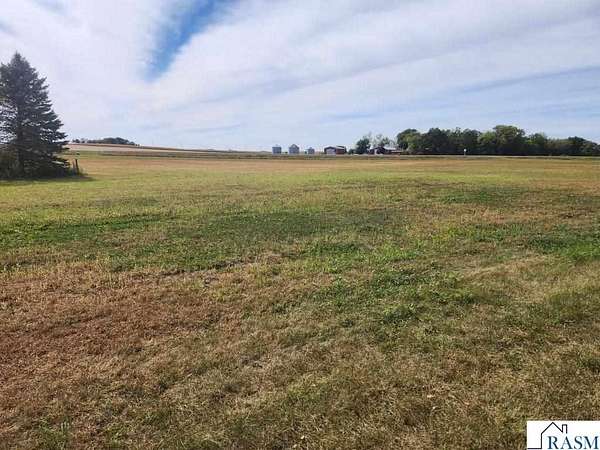 3.3 Acres of Residential Land for Sale in Lake Crystal, Minnesota