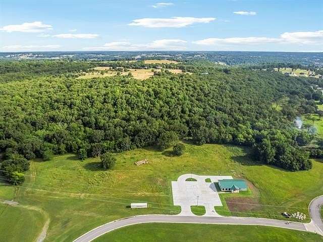 30 Acres of Recreational & Residential Land for Sale in Tahlequah, Oklahoma