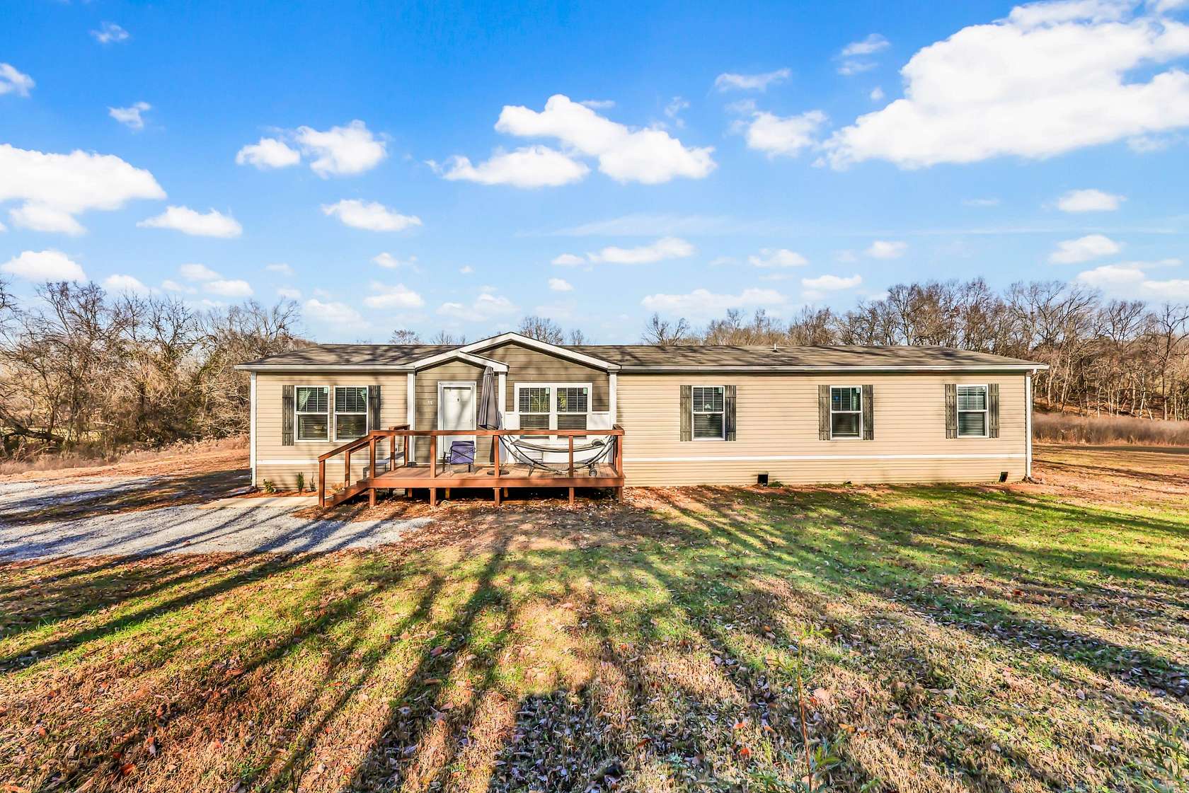 8.84 Acres of Land with Home for Sale in Woodlawn, Tennessee