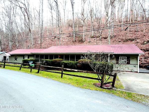 4 Acres of Residential Land with Home for Sale in Greeneville, Tennessee