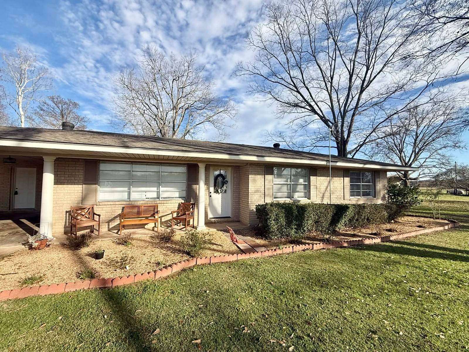 2.39 Acres of Residential Land with Home for Sale in Marksville, Louisiana