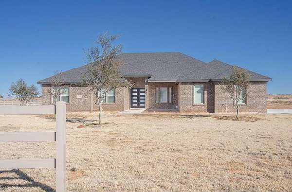 3.48 Acres of Residential Land with Home for Sale in Midland, Texas