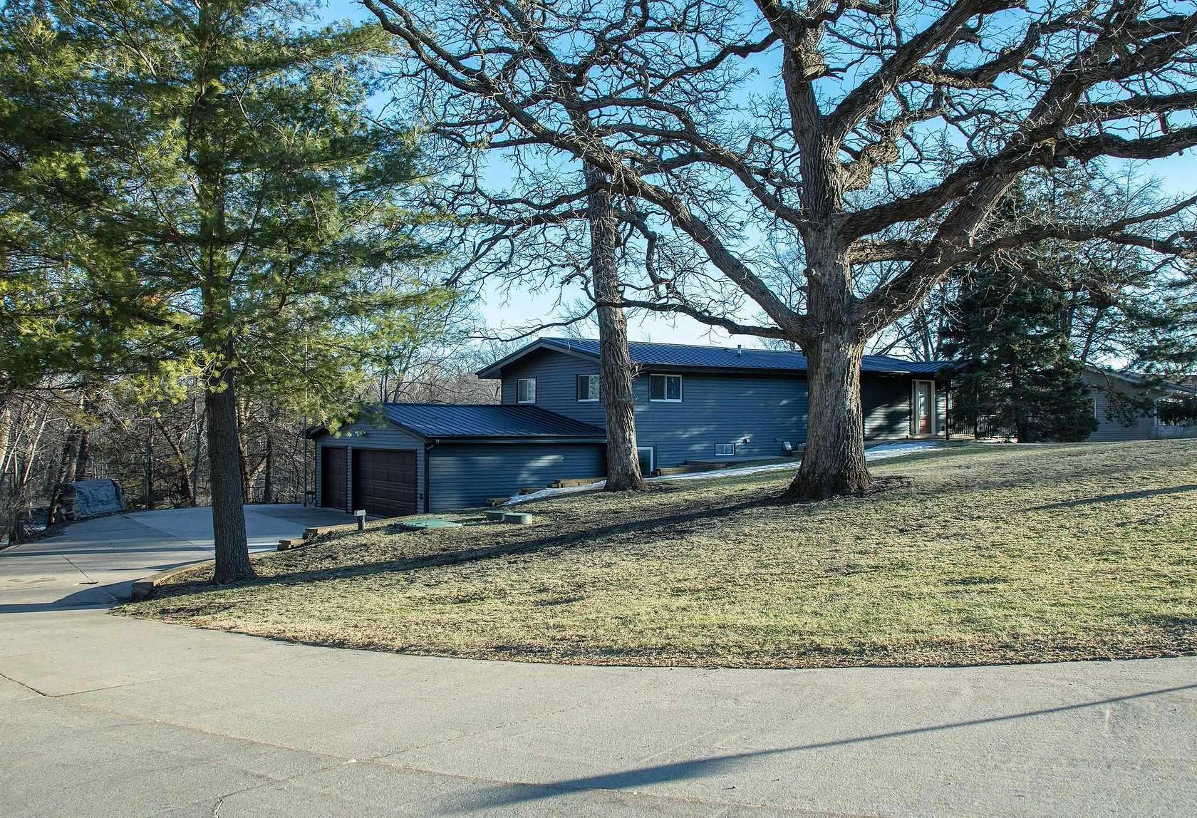 1.68 Acres of Residential Land with Home for Sale in Waverly, Iowa