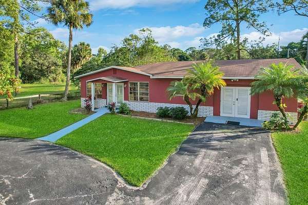 2.58 Acres of Land with Home for Lease in Jupiter, Florida