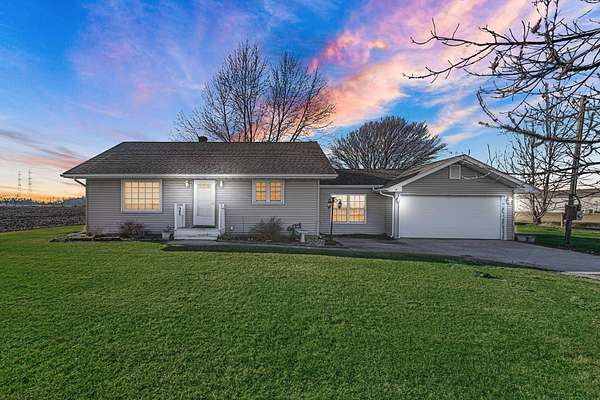 1.55 Acres of Residential Land with Home for Sale in Valparaiso, Indiana