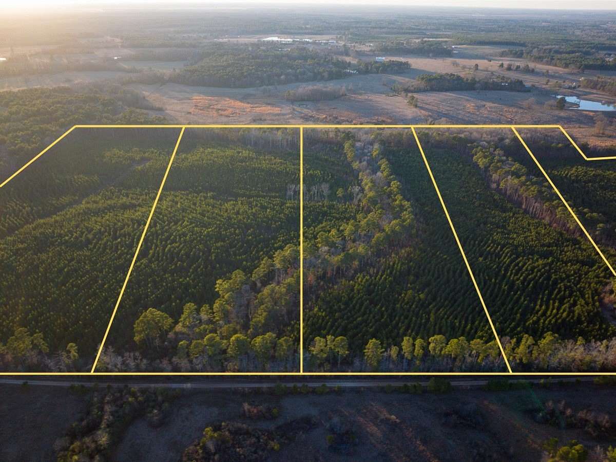 153 Acres of Recreational Land for Sale in Annona, Texas