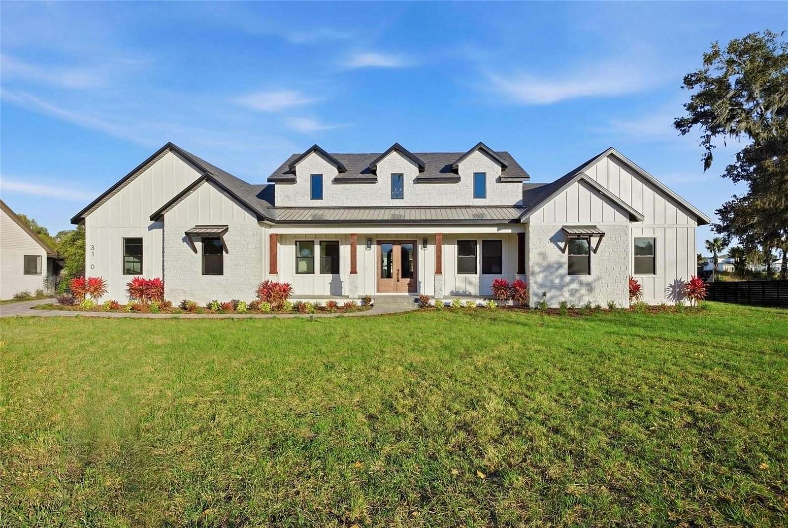 1.89 Acres of Residential Land with Home for Sale in Plant City, Florida