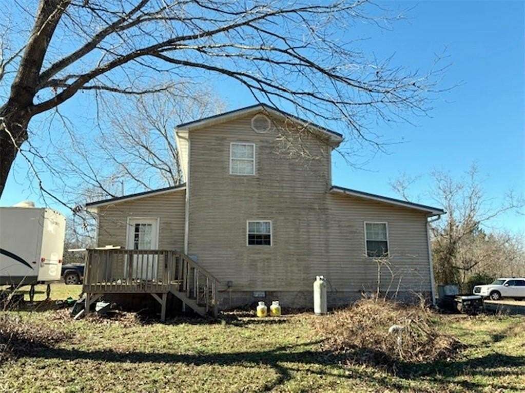 3.5 Acres of Residential Land with Home for Sale in Harrison, Arkansas