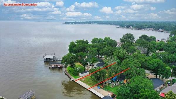 0.14 Acres of Residential Land for Sale in Gun Barrel City, Texas