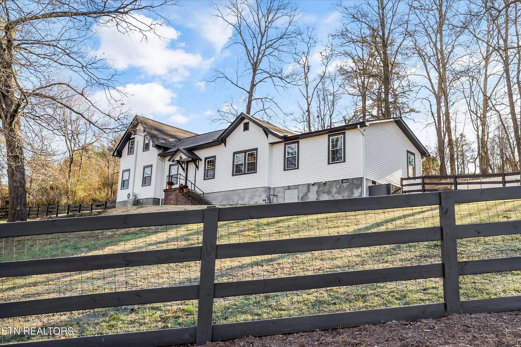 7.72 Acres of Land with Home for Sale in Clinton, Tennessee