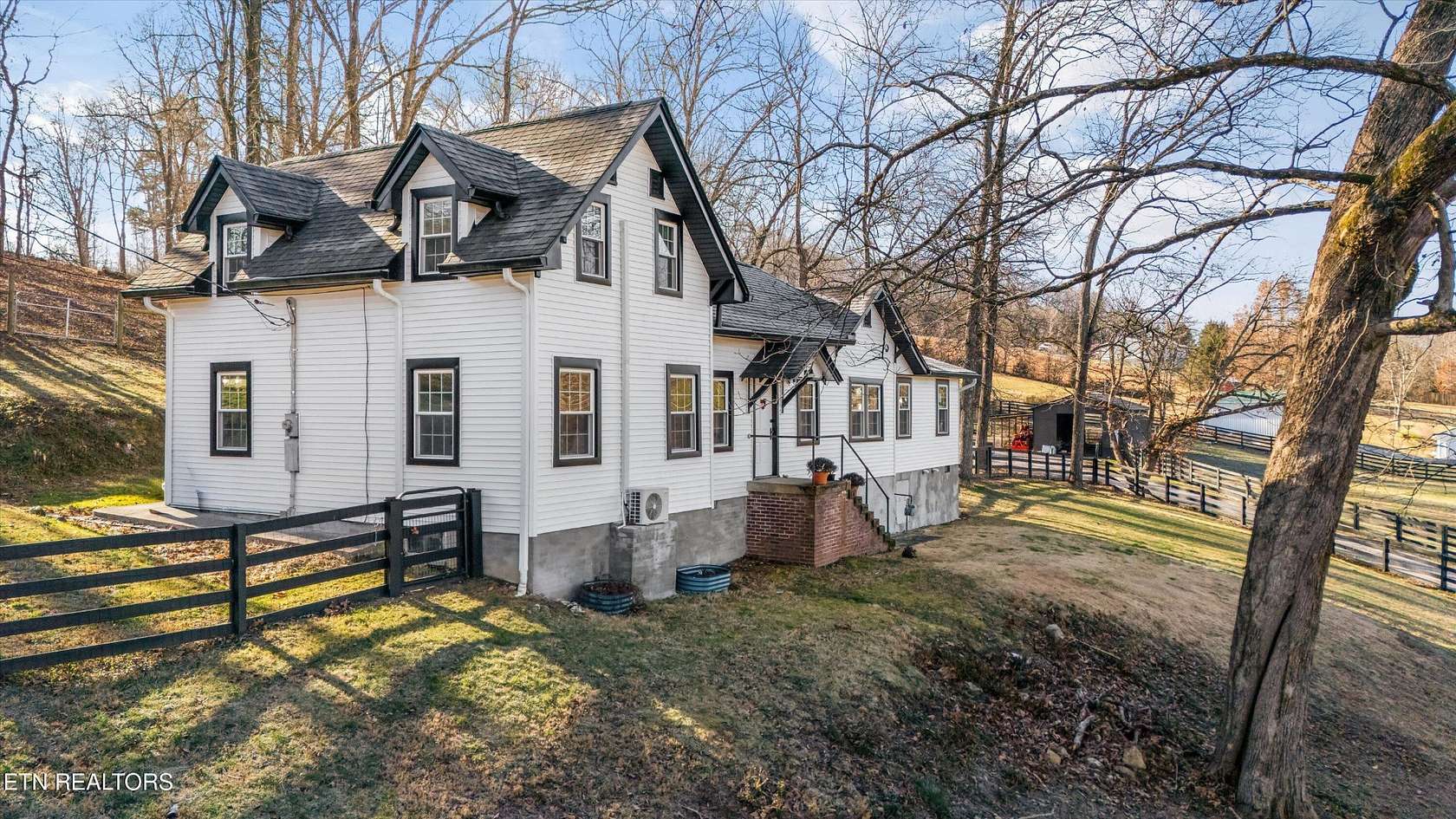 7.72 Acres of Land with Home for Sale in Clinton, Tennessee