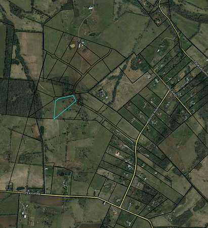 5 Acres of Residential Land for Sale in Wilmore, Kentucky