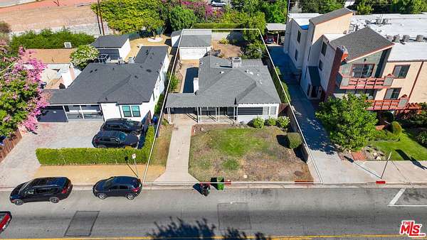 0.14 Acres of Residential Land for Sale in North Hollywood, California