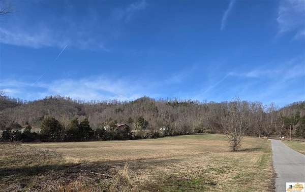 0.92 Acres of Residential Land for Sale in Burkesville, Kentucky