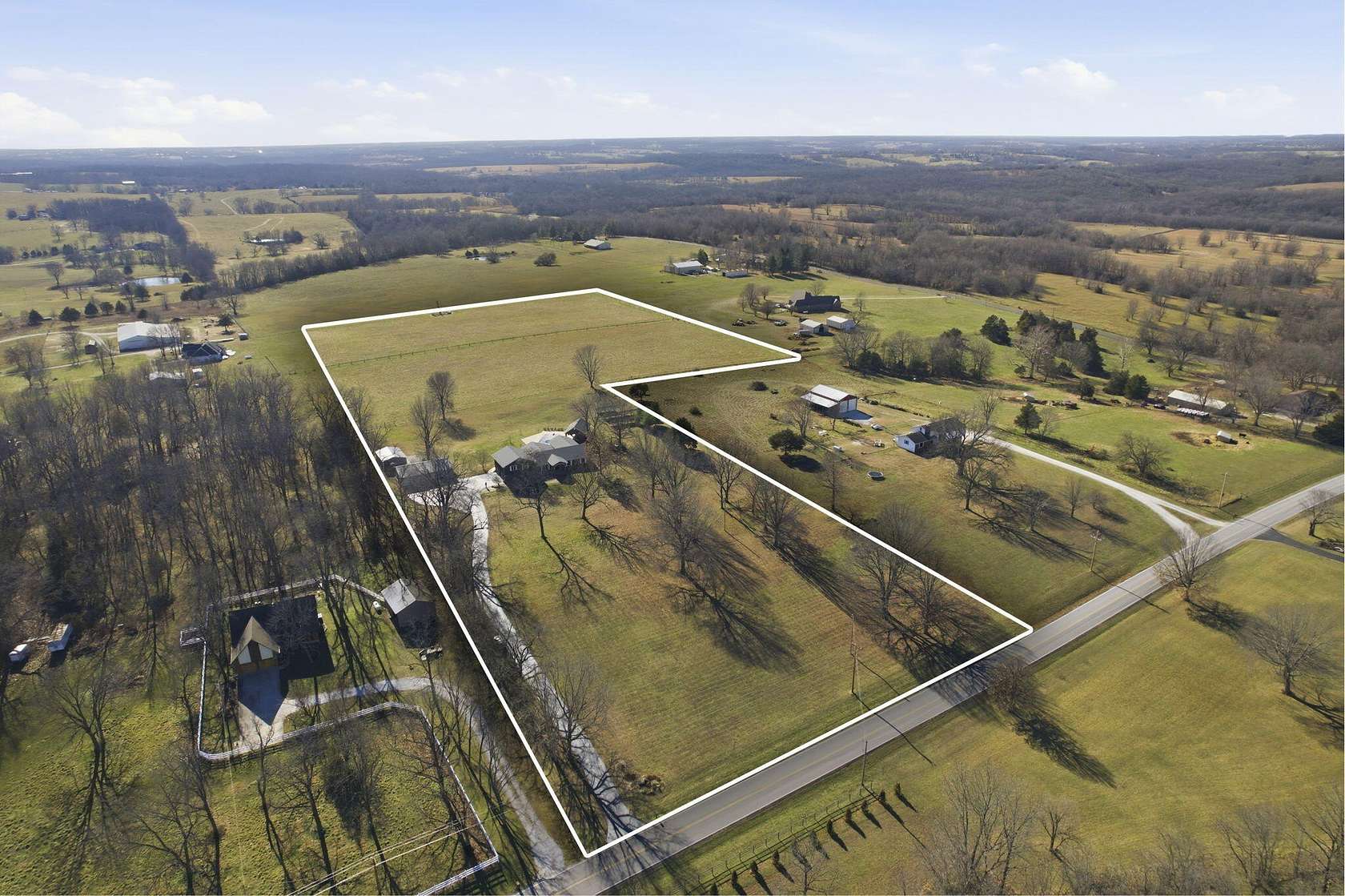 10 Acres of Residential Land with Home for Sale in Battlefield, Missouri