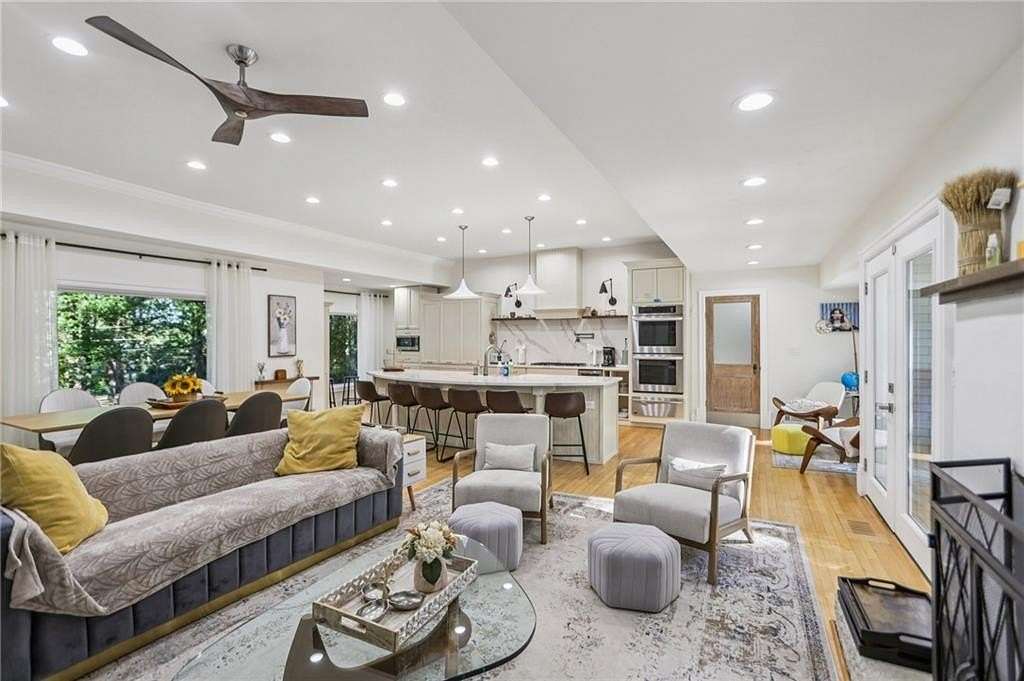 2 Acres of Land with Home for Sale in Jonesboro, Georgia