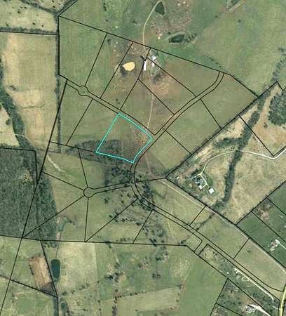 5 Acres of Residential Land for Sale in Wilmore, Kentucky