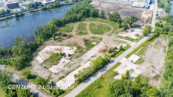 31 Acres of Mixed-Use Land for Sale in Saginaw, Michigan