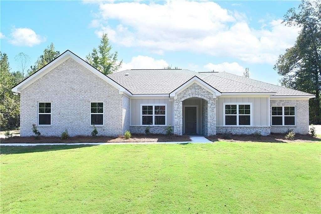 3.29 Acres of Land with Home for Sale in Opelika, Alabama