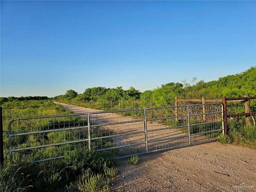 10.2 Acres of Land for Sale in Edinburg, Texas