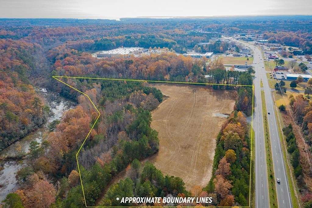 15.4 Acres of Commercial Land for Sale in Kilmarnock, Virginia