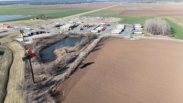 8 Acres of Land for Sale in Webbers Falls, Oklahoma