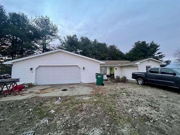 3.19 Acres of Residential Land with Home for Sale in Robards, Kentucky