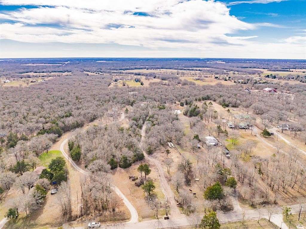9.32 Acres of Residential Land with Home for Sale in Quinlan, Texas