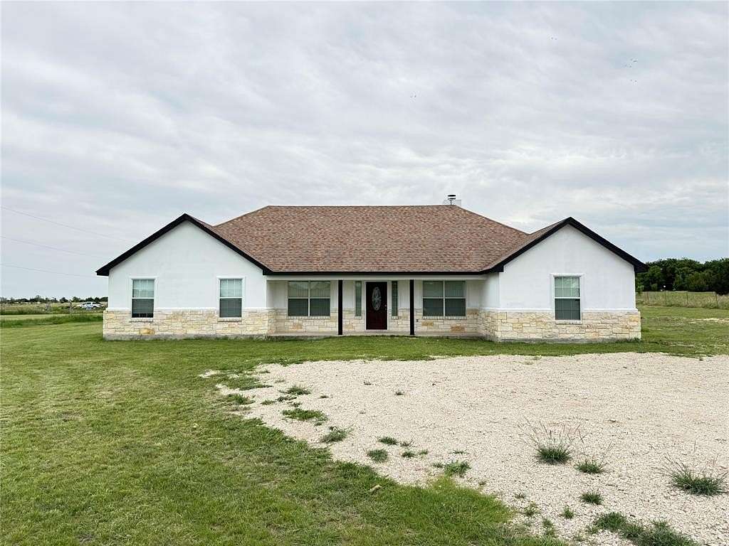 2 Acres of Land with Home for Lease in Decatur, Texas