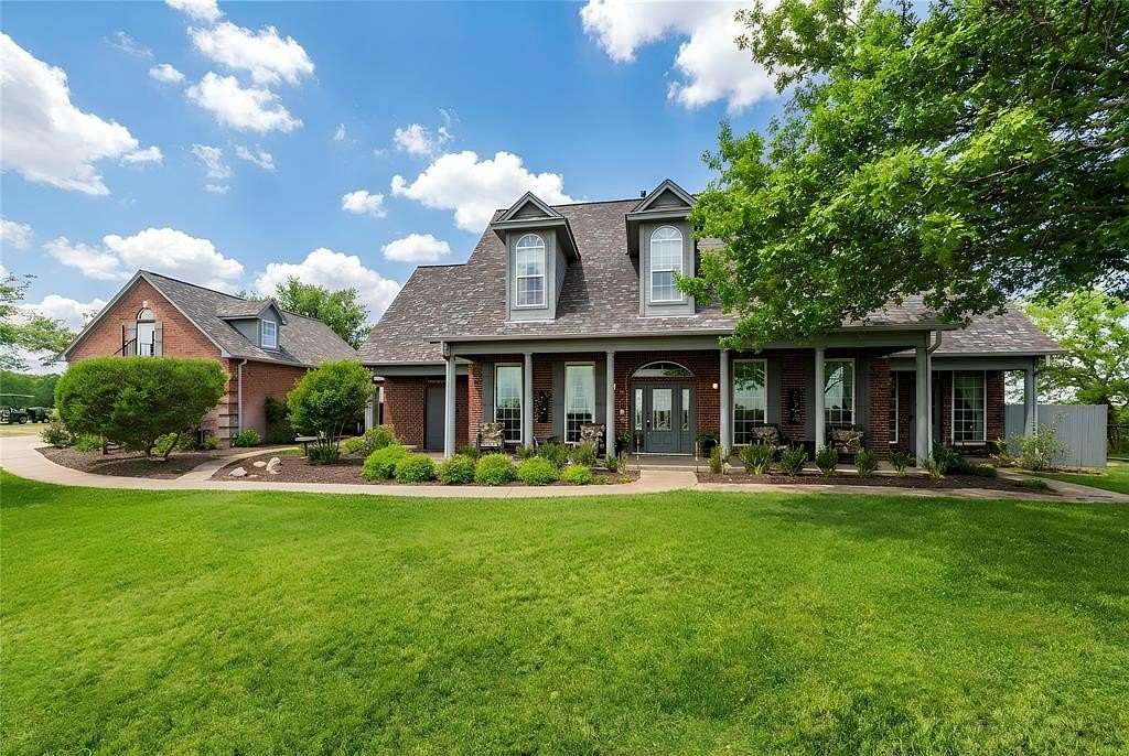 6.74 Acres of Land with Home for Sale in Aledo, Texas