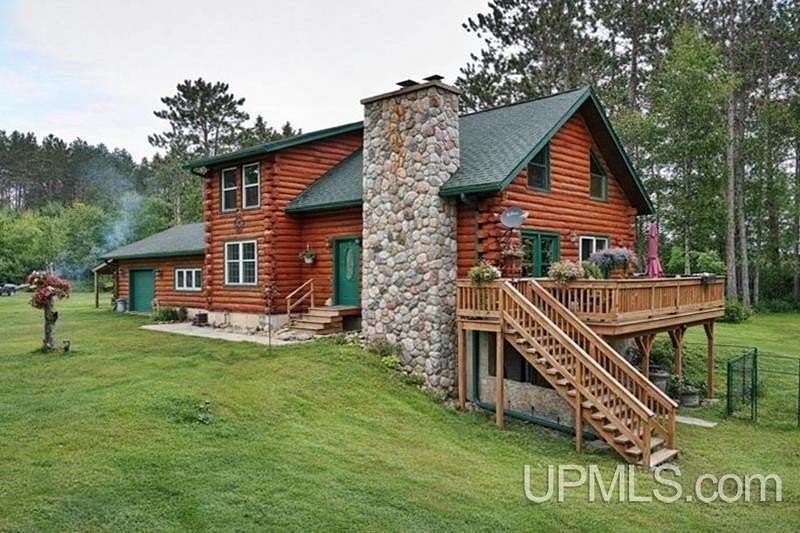 1.5 Acres of Residential Land with Home for Sale in Laona Town, Wisconsin