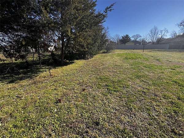0.12 Acres of Residential Land for Sale in Ennis, Texas