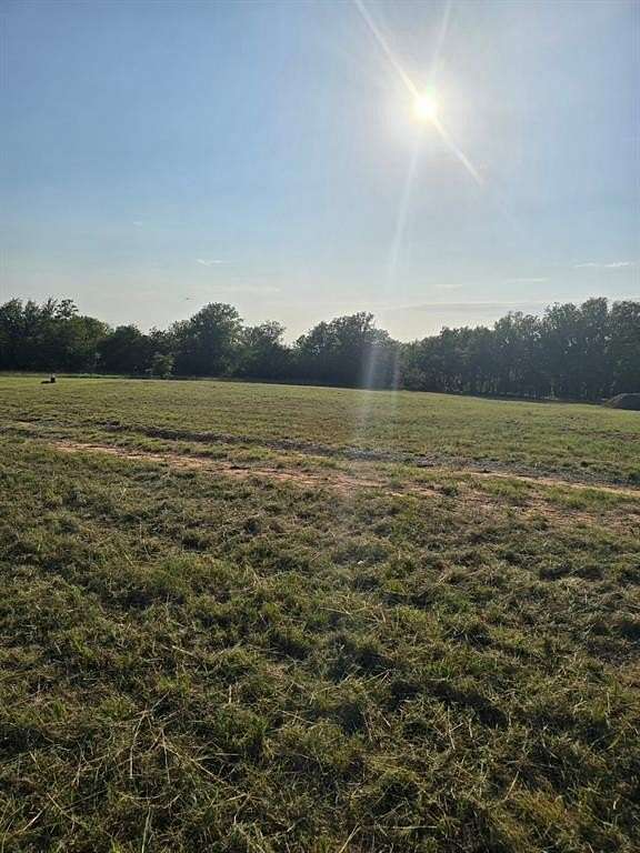 4.28 Acres of Land for Sale in Nocona, Texas