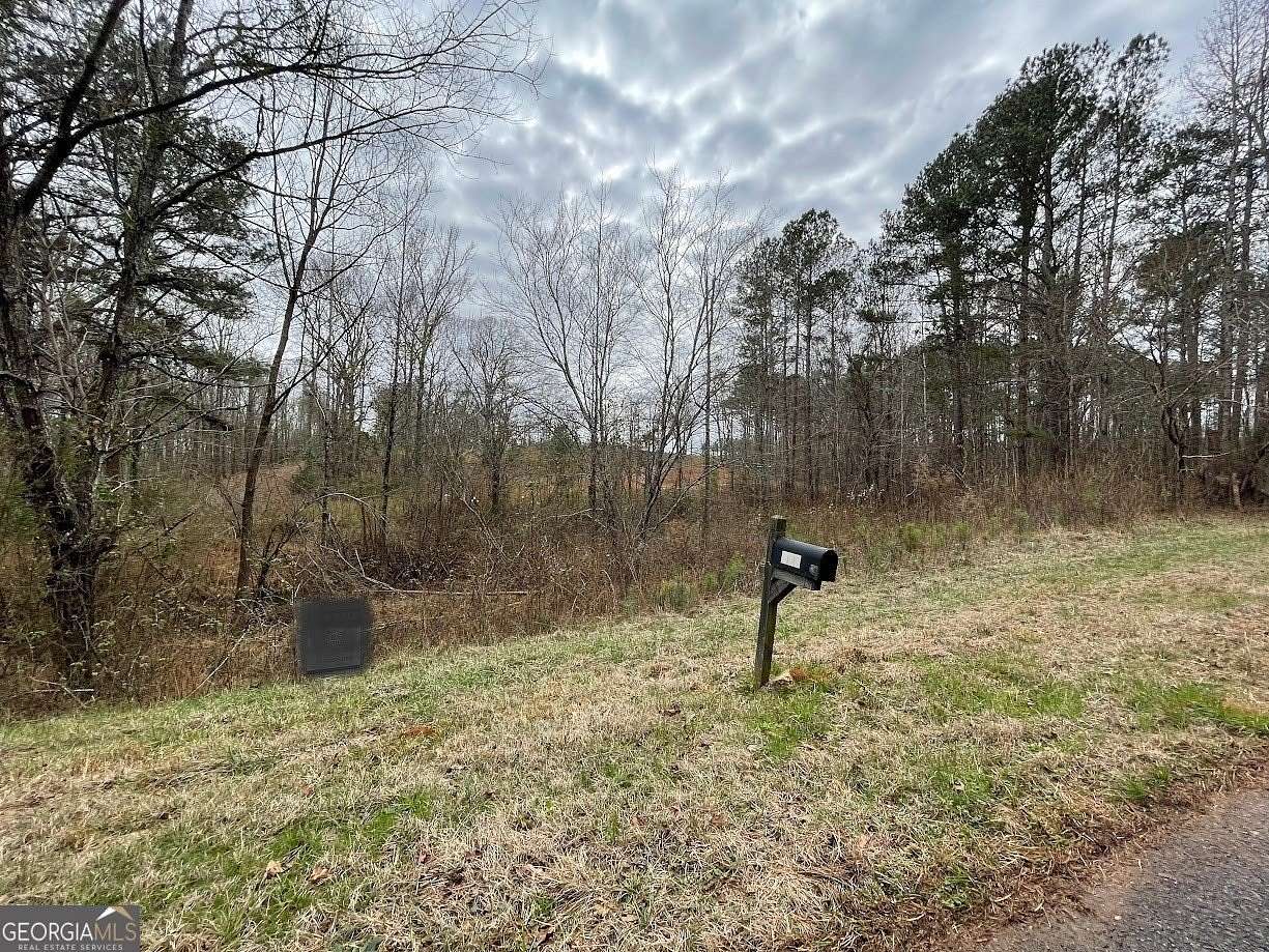 26.7 Acres of Agricultural & Residential Land for Sale in Woodbury, Georgia