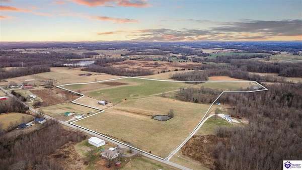 48.2 Acres of Agricultural & Residential Land for Sale in Hardyville, Kentucky