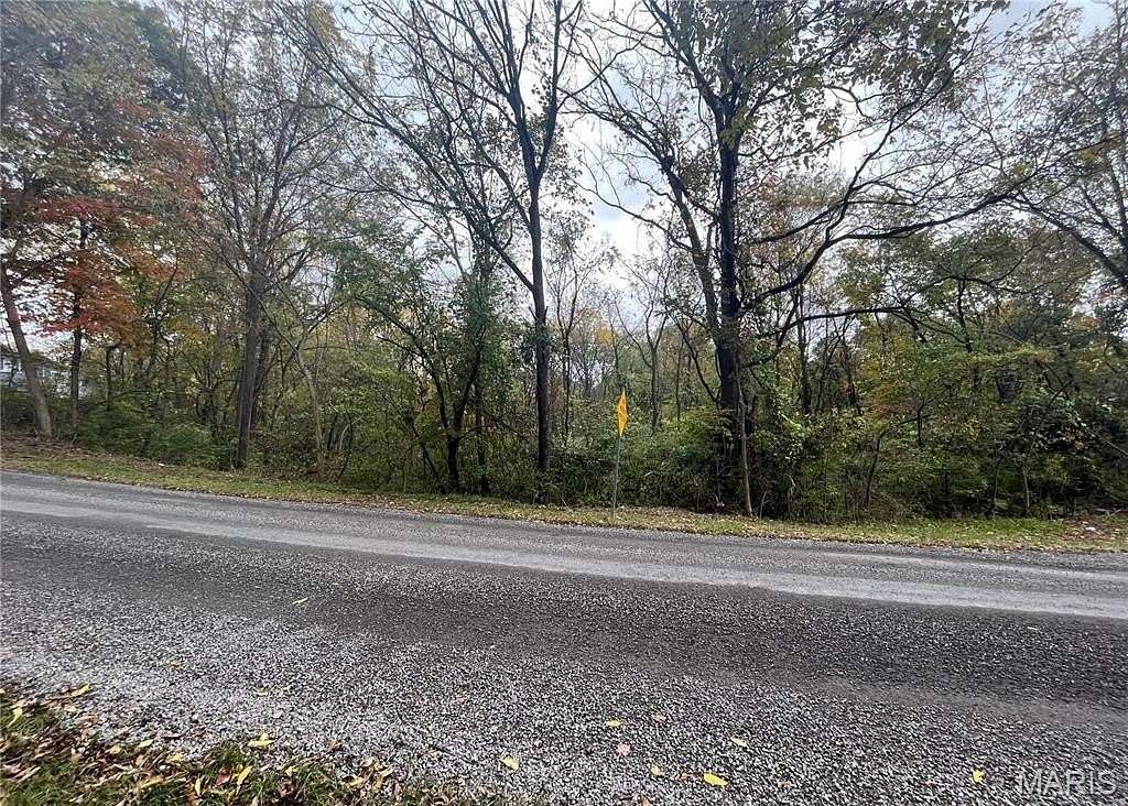 0.52 Acres of Residential Land for Sale in Gillespie, Illinois