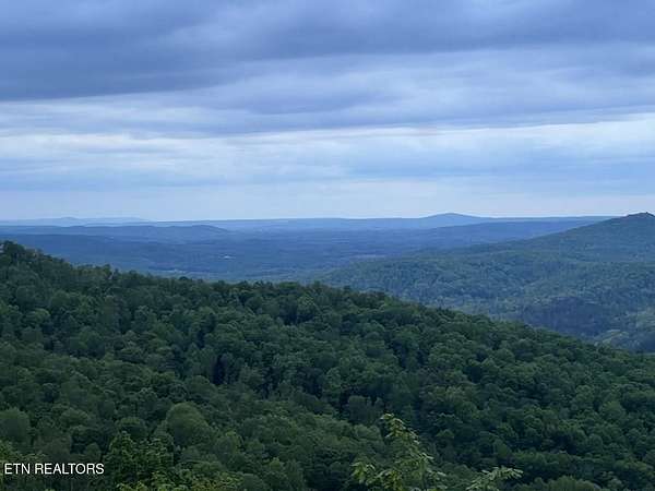 2.33 Acres of Residential Land for Sale in Monterey, Tennessee