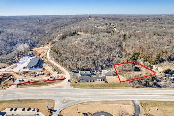 0.92 Acres of Commercial Land for Sale in Bella Vista, Arkansas