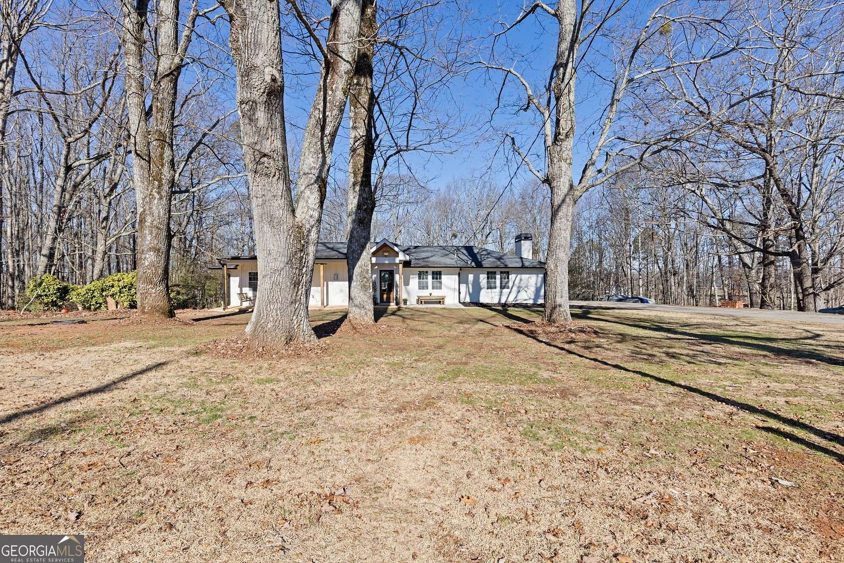 1.69 Acres of Land with Home for Sale in Braselton, Georgia